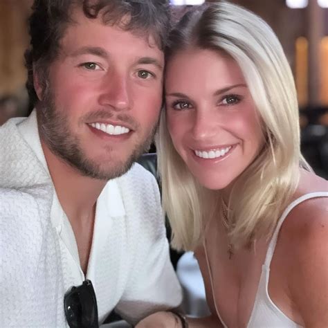 free wife|Matthew Stafford’s Wife Apologizes to Ex.